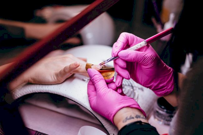 How to get nail extensions like salon at home?